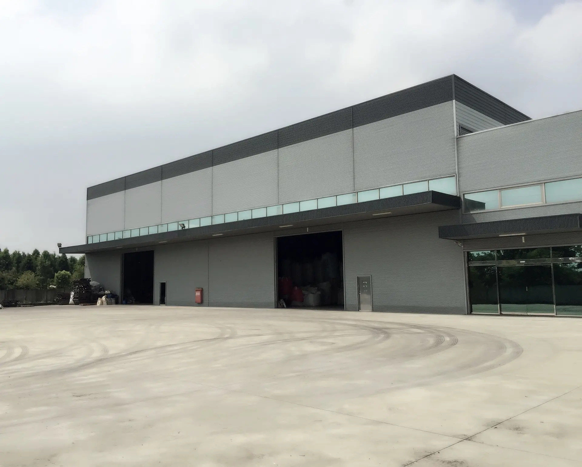 Sheen Year Plastic factory exterior in Taiwan